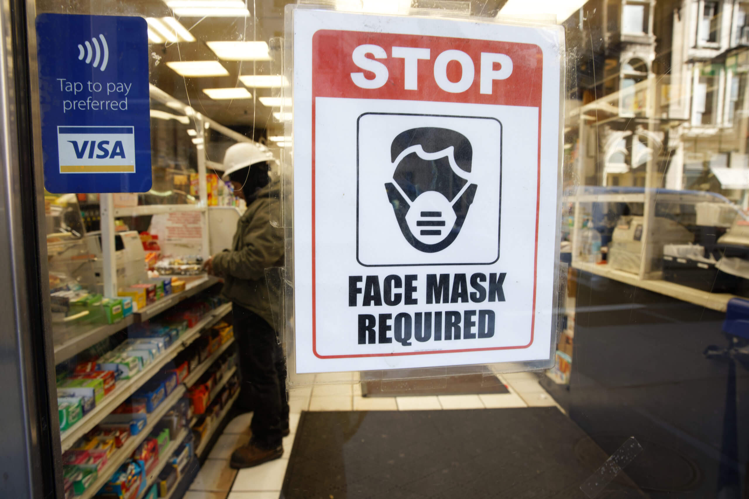 New York rolls out mask mandate for businesses that don't require ...